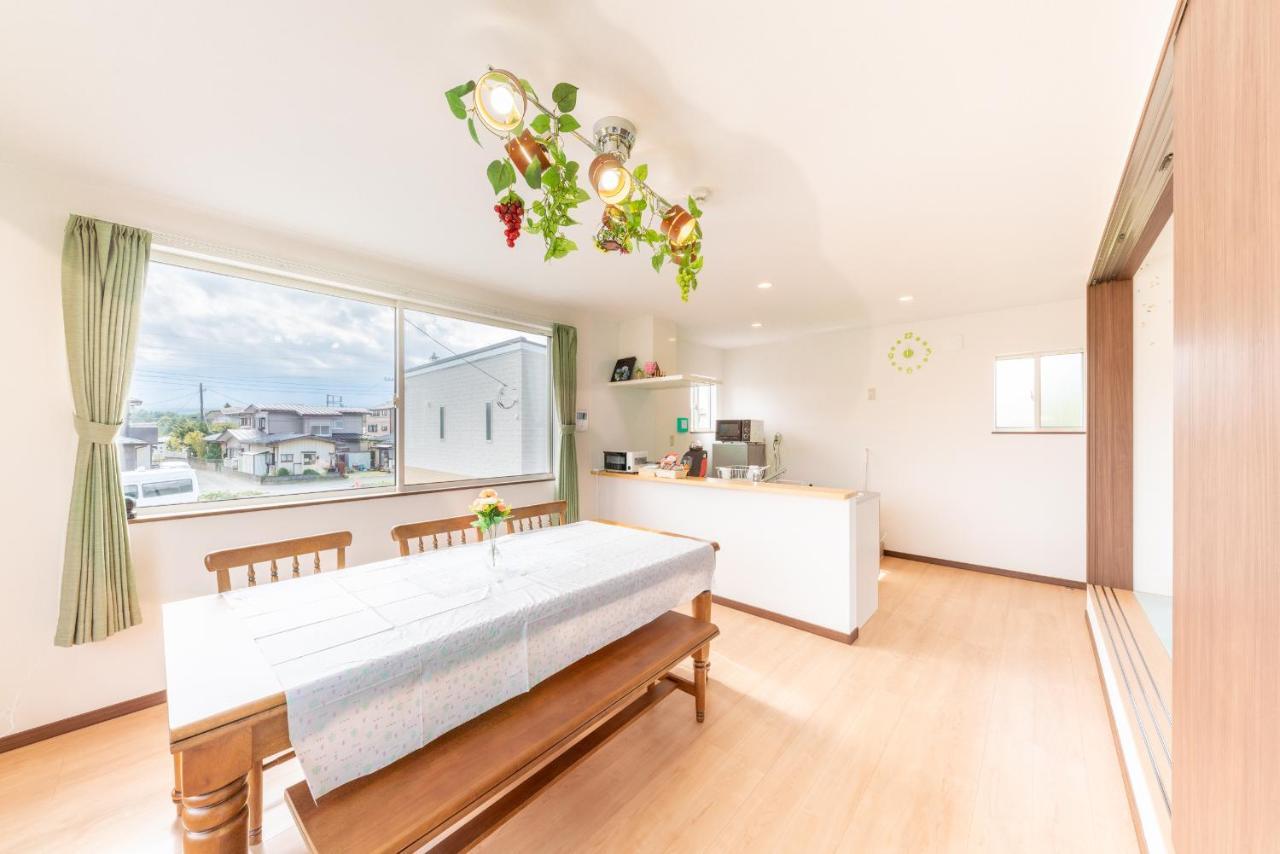 Private House Clover Fujikawaguchiko Esterno foto